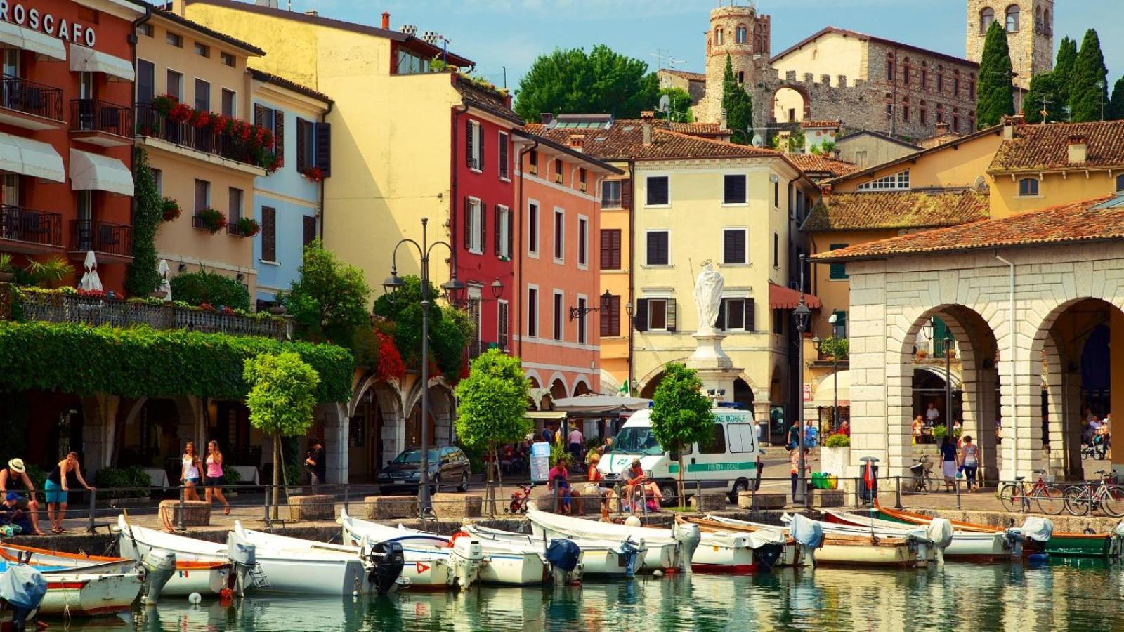Gioiello Deco Nel Centro Storico Leilighet Desenzano del Garda Eksteriør bilde
